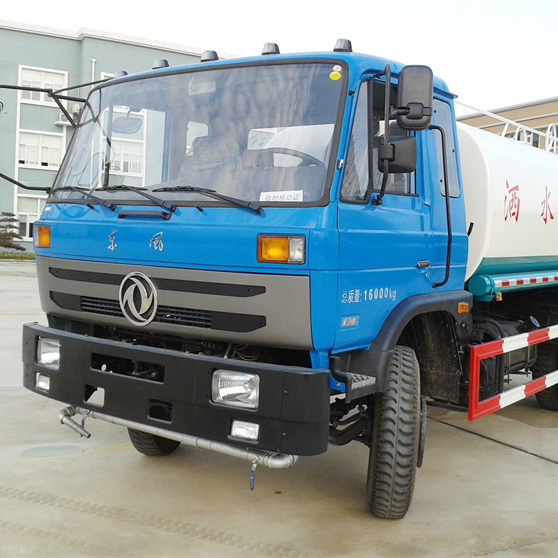 Dongfeng 4X2 Water Sprinkler Truck