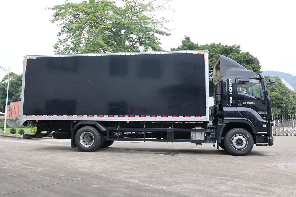 ISUZU New Model 5X Van Truck 240HP