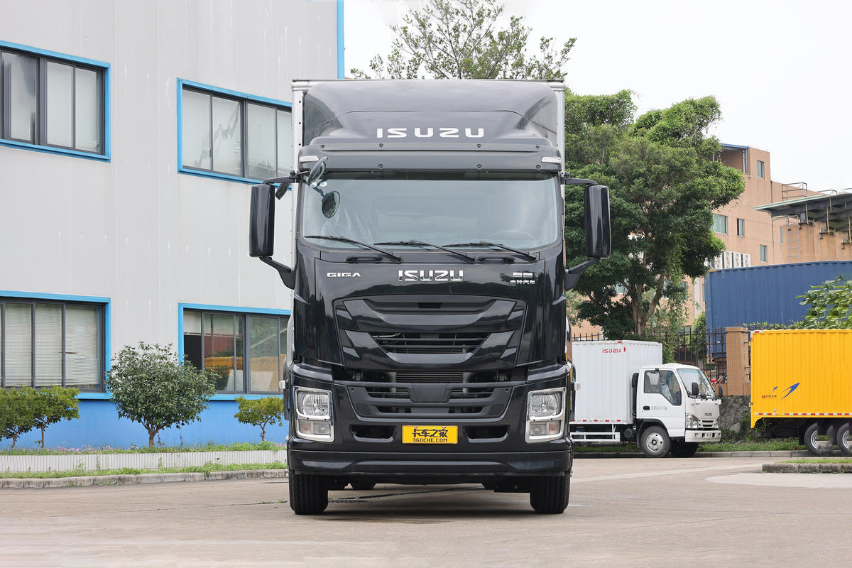 ISUZU New Model 5X Van Truck 240HP