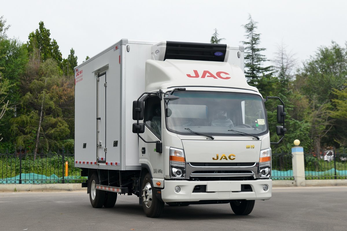 JAC Superior Quality Refrigerated Van Truck