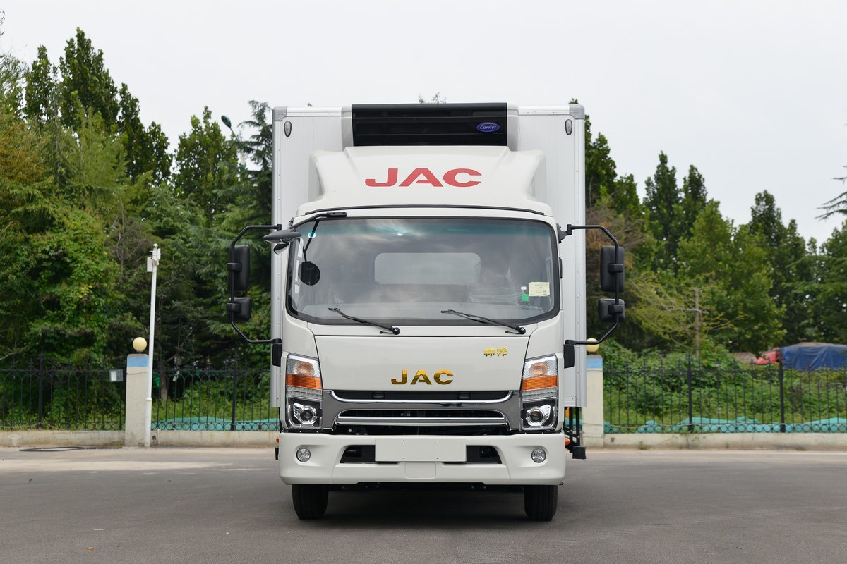 JAC Superior Quality Refrigerated Van Truck