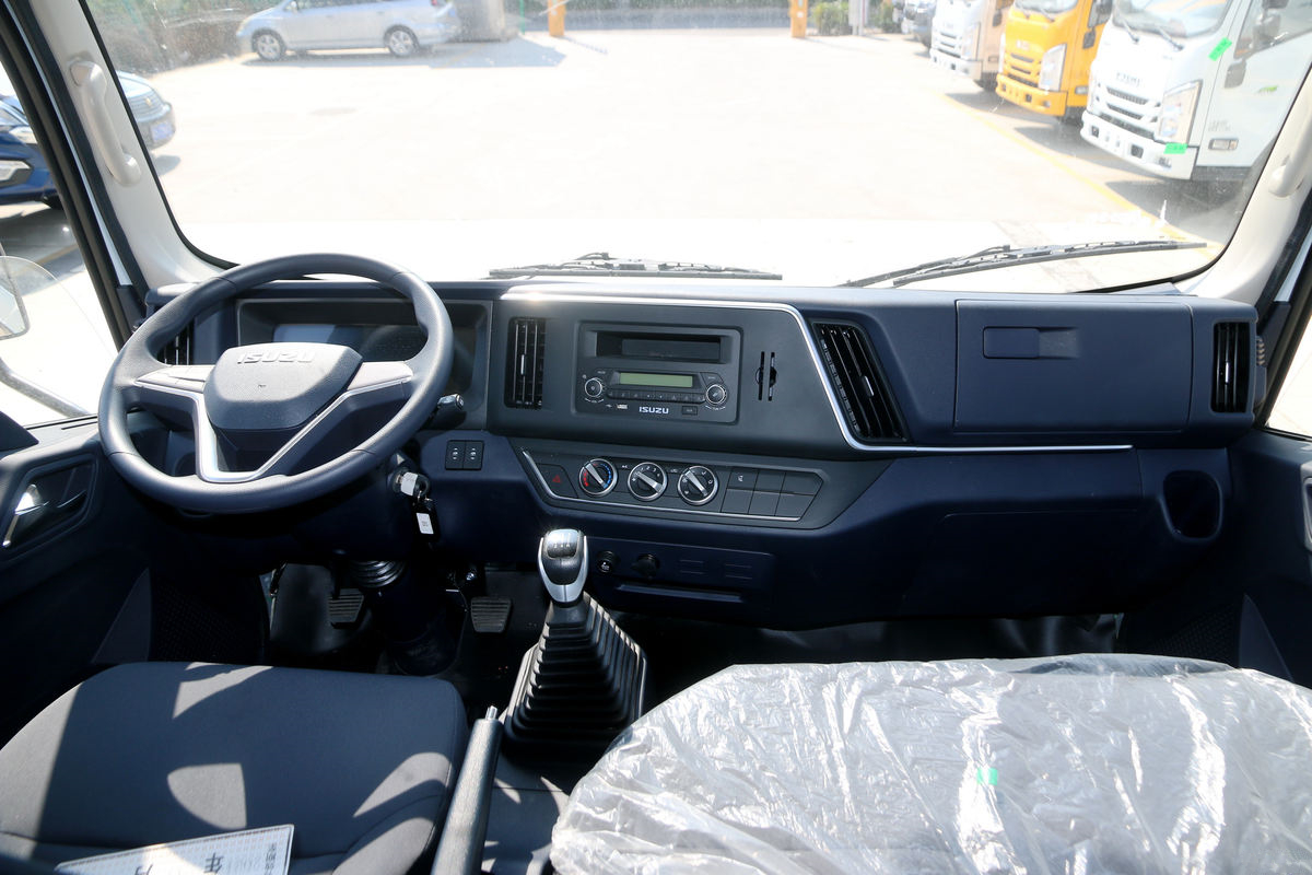ISUZU Single Cabin Cargo Truck 5Ton