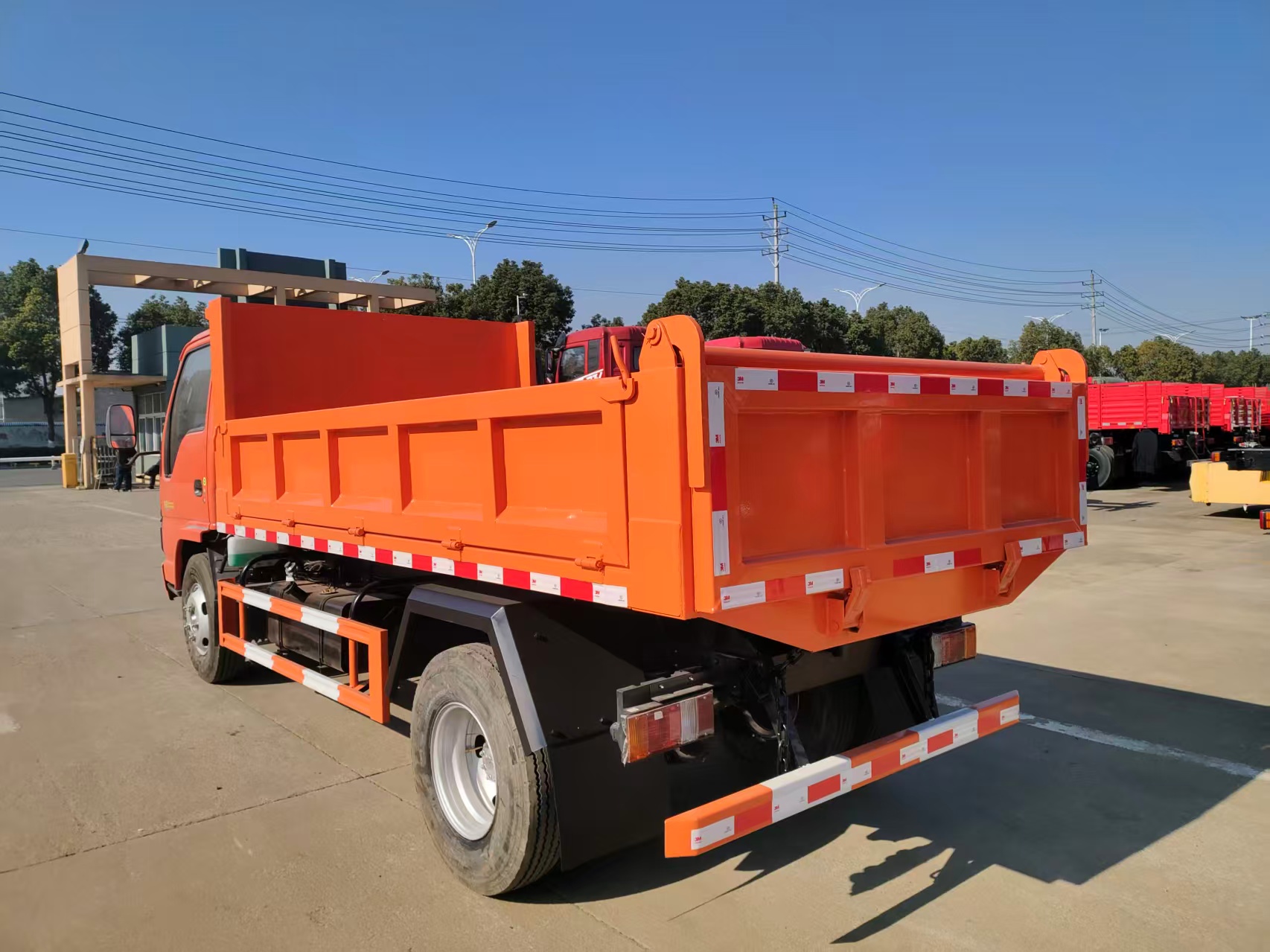 ISUZU Dump Truck 5CBM