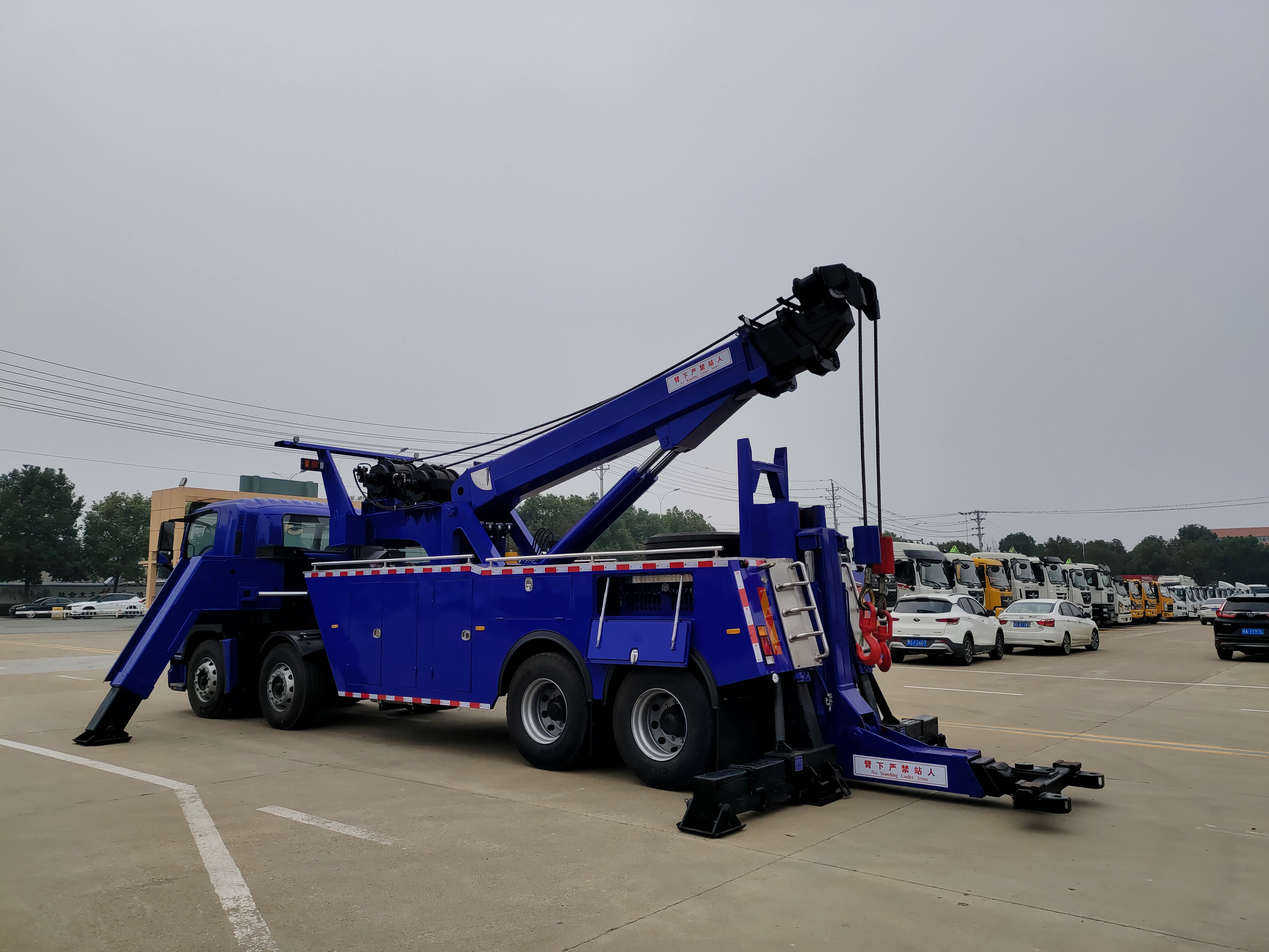 ISUZU 8X4 12wheelers Road Wrecker Tow Truck 