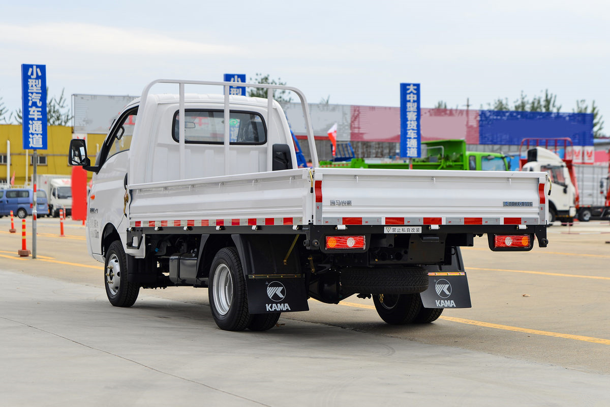 KAMA X1 Mini Cargo Truck with Gasoline Engine 120HP