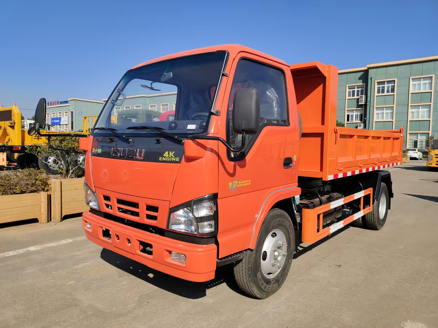 ISUZU Dump Truck 5CBM