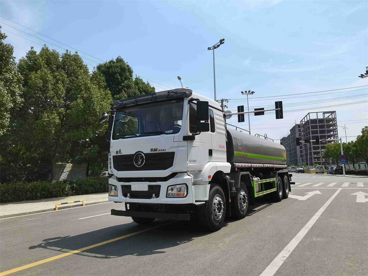 SHACMAN M3000 8X4 Water Tanker Truck 25000L