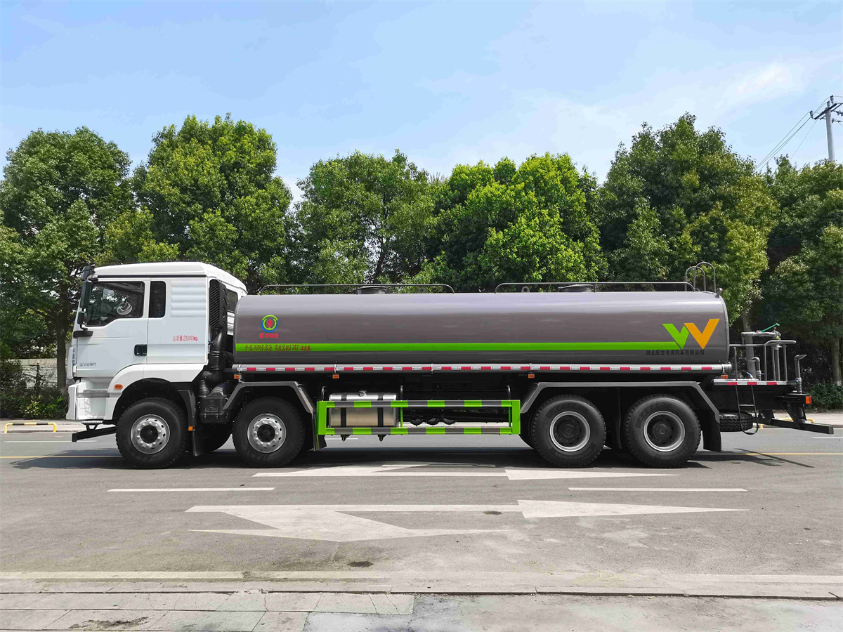 SHACMAN M3000 8X4 Water Tanker Truck 25000L